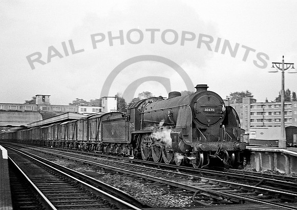 30475 Surbiton 200561 IT913