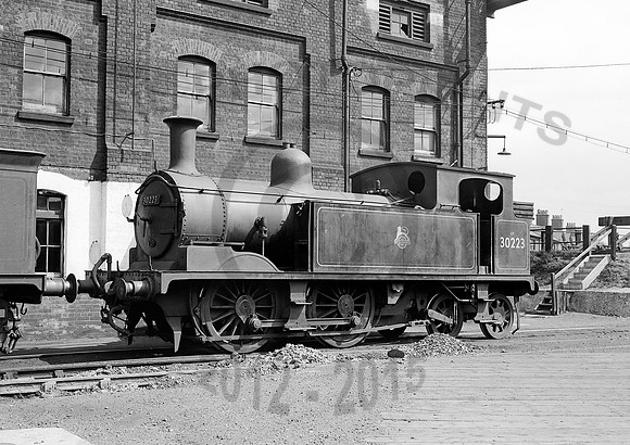 30223 Eastleigh 1156  RPC143