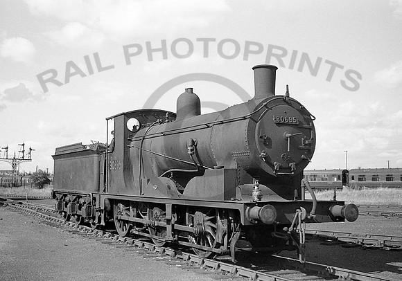 30695-Y-Eastleigh-0862-RPC898