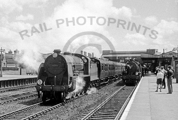 30799 Tonbridge 260558 IT408