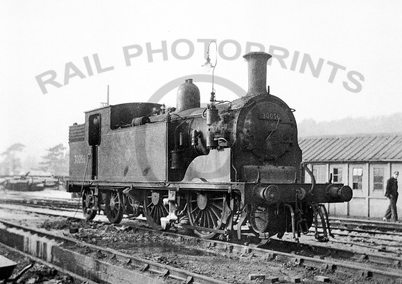 30056-Y-TunbridgeWellas-040256-RPC808