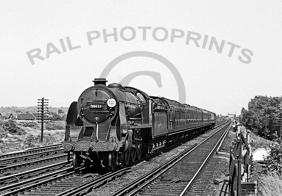 30453 Berrylands 0757  IT501