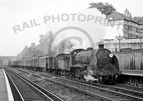 30502 Surbiton 200561 IT911