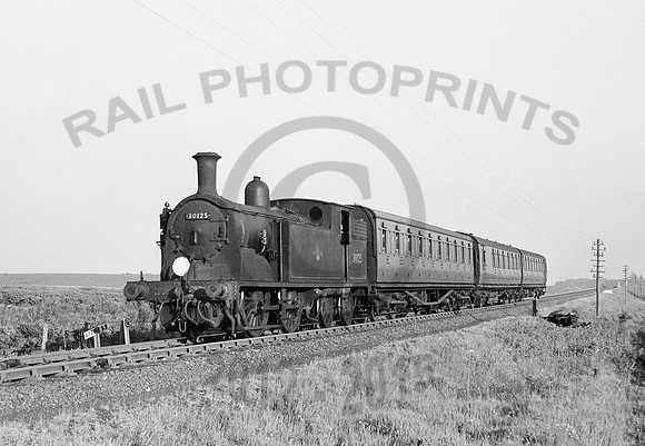 30125 Lymington Junction 040660 HL536
