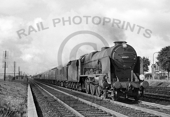 30857-Y-Eastleigh-0862-RPC900
