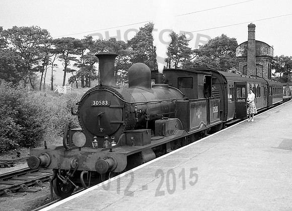 30583 Axminster  1960  JDC997