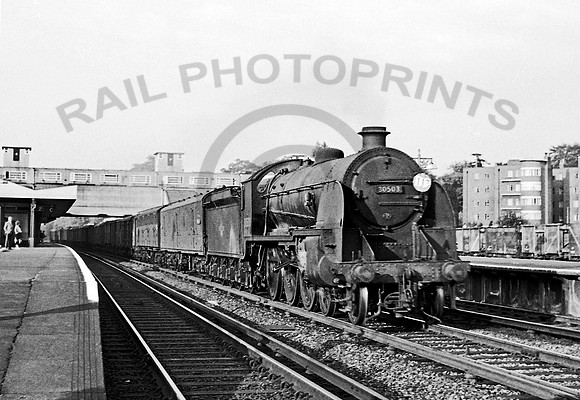 30503 Surbiton 160662  IT452