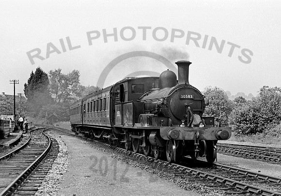 30583 Lyme Regis 1960  JDC004