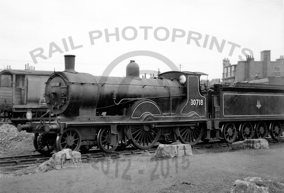 30718-Y-NineElms-220553-RPC767