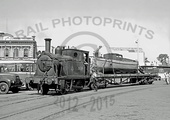 30589 Southampton Town Pier 260756  GL768