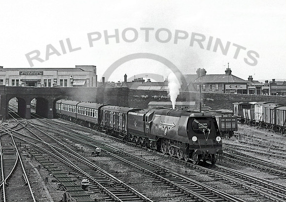 35028 Tonbridge 0858 DC162