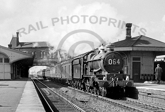 5052 Southall 0459 IT546