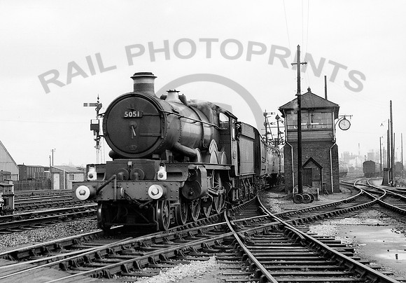 5051 Swindon  1957 RPC203