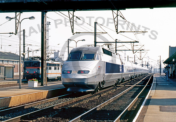 TGV546-Y-Hazebrouck-180997-RPC217