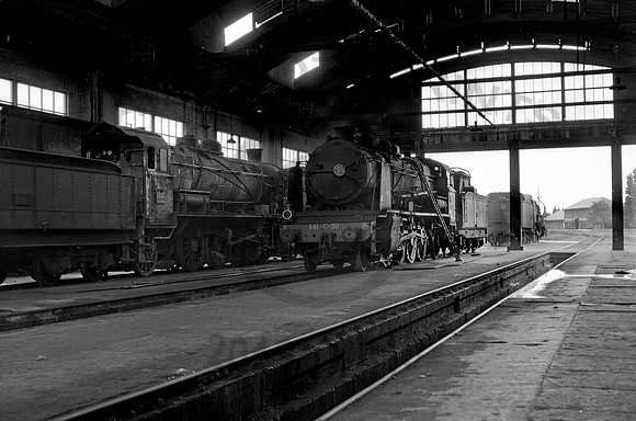 Trappes Shed  0767  HB67H750