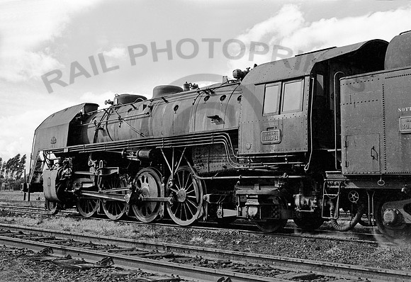 141R754 Trappes 040967  HB67I764
