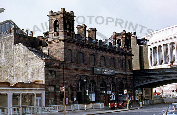 Blackfriars Station 231071 JV015-1