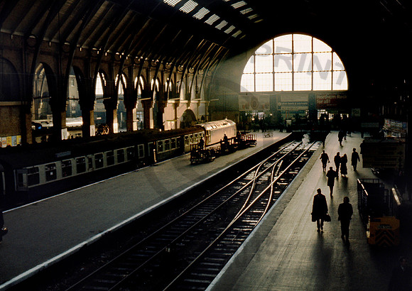 Kings Cross 1974 RFC-J909