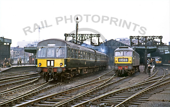 LEEDS CENTRAL on Closure Day 29th April 1967 - Peter Fitton