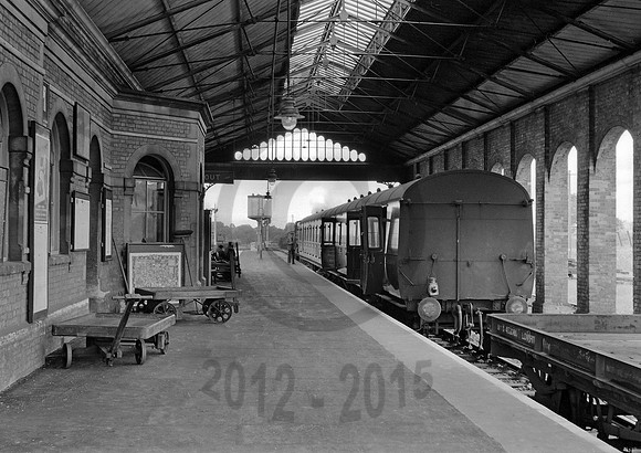 ChardStation-Y-020756-HB476