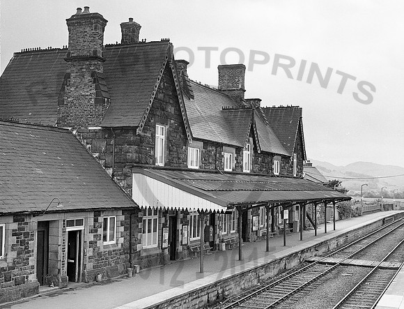 MachynllethStation-Y-0779-AHB17
