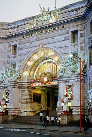 Waterloo Memorial Arch 130689 RFC-J906