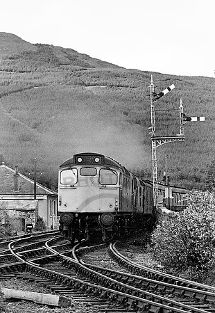 27025-37035-Y-Crianlarich-220681-JC292