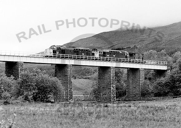 37026-27207-Y-Crianlarich-220681-JC293