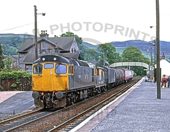 27005-BlairAthol-180685-JC