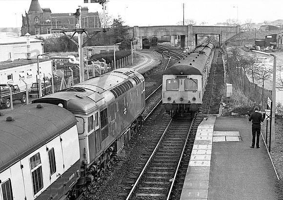27110-Elgin-050380-JC423