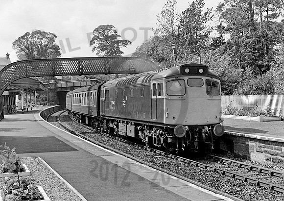 27040-Y-Aberdour-100882-JC373