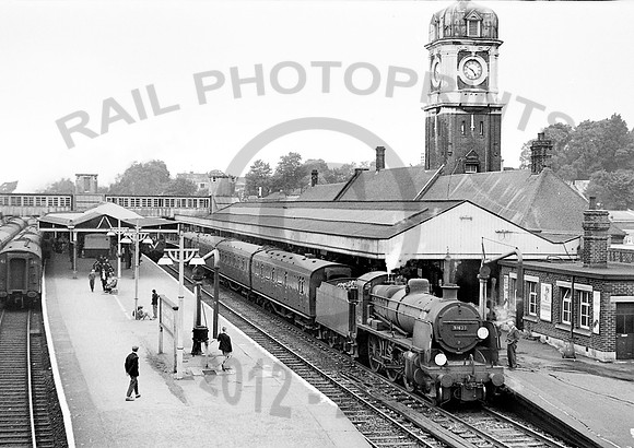 31622 Southampton Central 170661  IT937