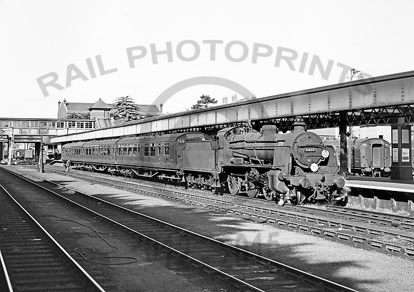 31855 Exeter Central 300664 DC165