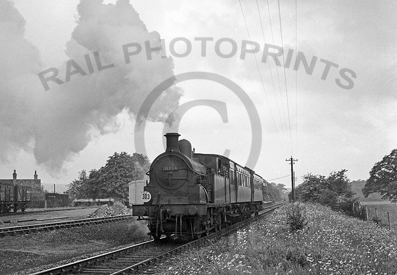 31704 Oxted area 020653  DCC494
