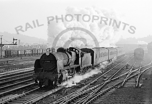 31816 Guildford 020165 HB64Y464