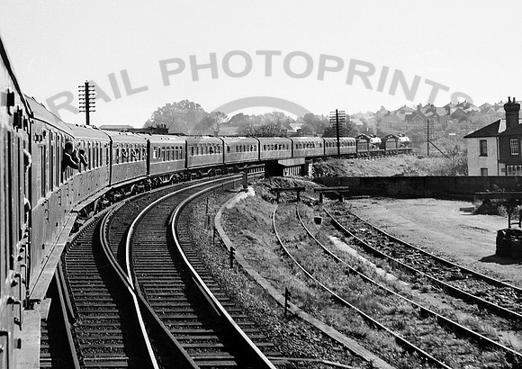31760 Tonbridge 181059 HB415