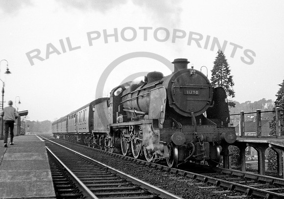 31790 Sandhurst 071164 IT146