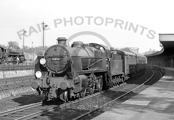 31859-Y-Bournemouth-290663-RPC216