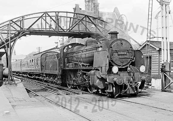 31869 Wokingham 040563  IT526