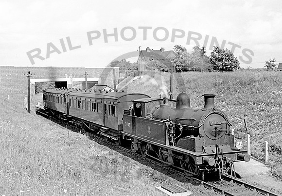 31703 Chevening Halt 1951 JDC194