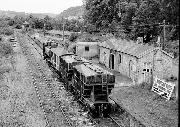 3659 Trusham 100861 HB777