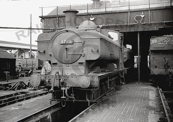 3710-Barry-1163-JC446