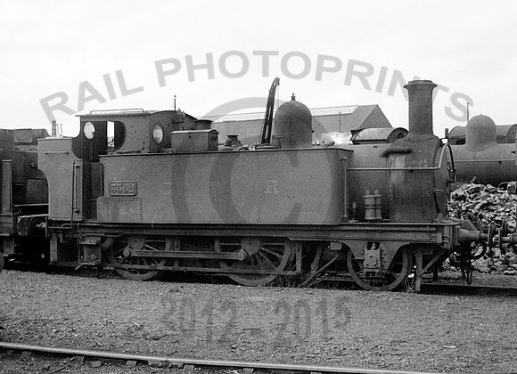 3582 Swindon C Shop Yard 160250  RPC113