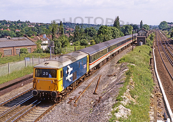 73105-Y-CoulsdonNorth-250684-JC232