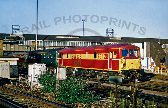 73128 Clapham Junction 130997 RC-J128
