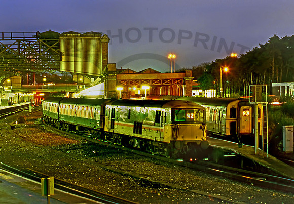 73101-Y-Bournemouth-191287-JC975