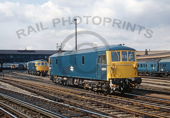 E6012-Y-ClaphamJunction-0969-DCC022