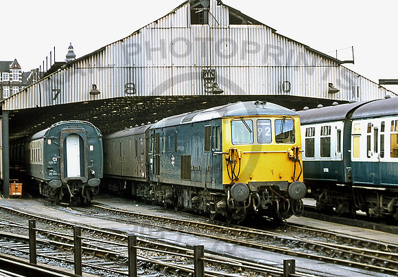 73103 Clapham Junction 230381 GE103