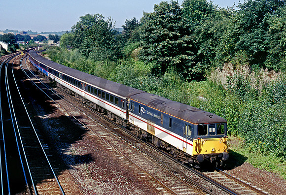 73206 Earlswood 240800 JC068
