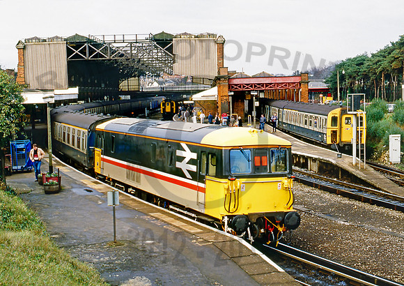 73125-Y-Bournemouth-191287-JC971